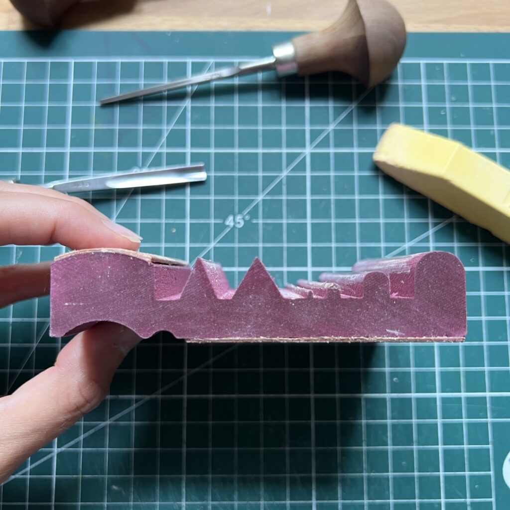 Silhouette de l'outil SlipStrop de Flexcut