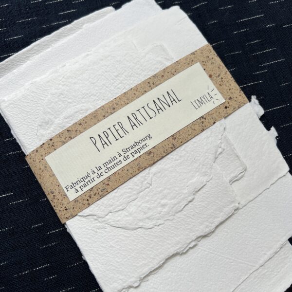 Lot feuilles papier artisanal blanc