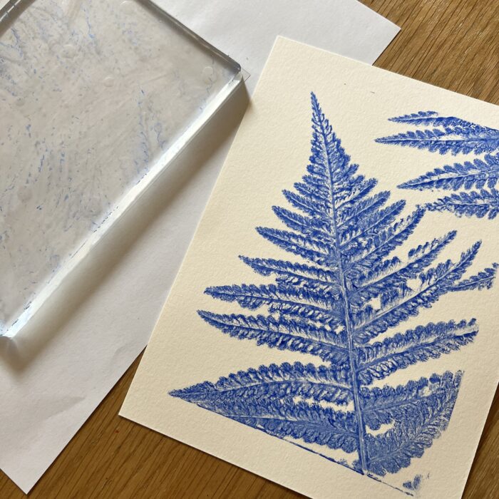 Impressions végétales sur plaque de gel