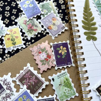 Stickers faux timbres fleurs