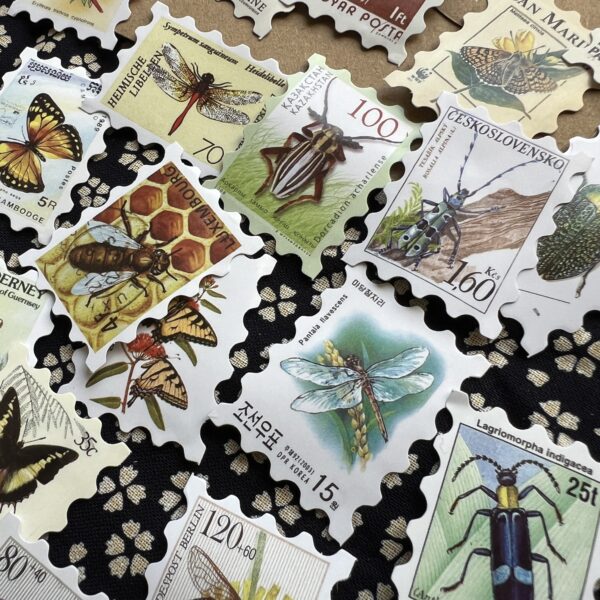 Stickers faux timbres oiseaux insectes